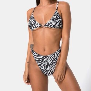 SHEIN Bikini Top